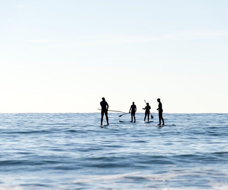 SUP group on ocean